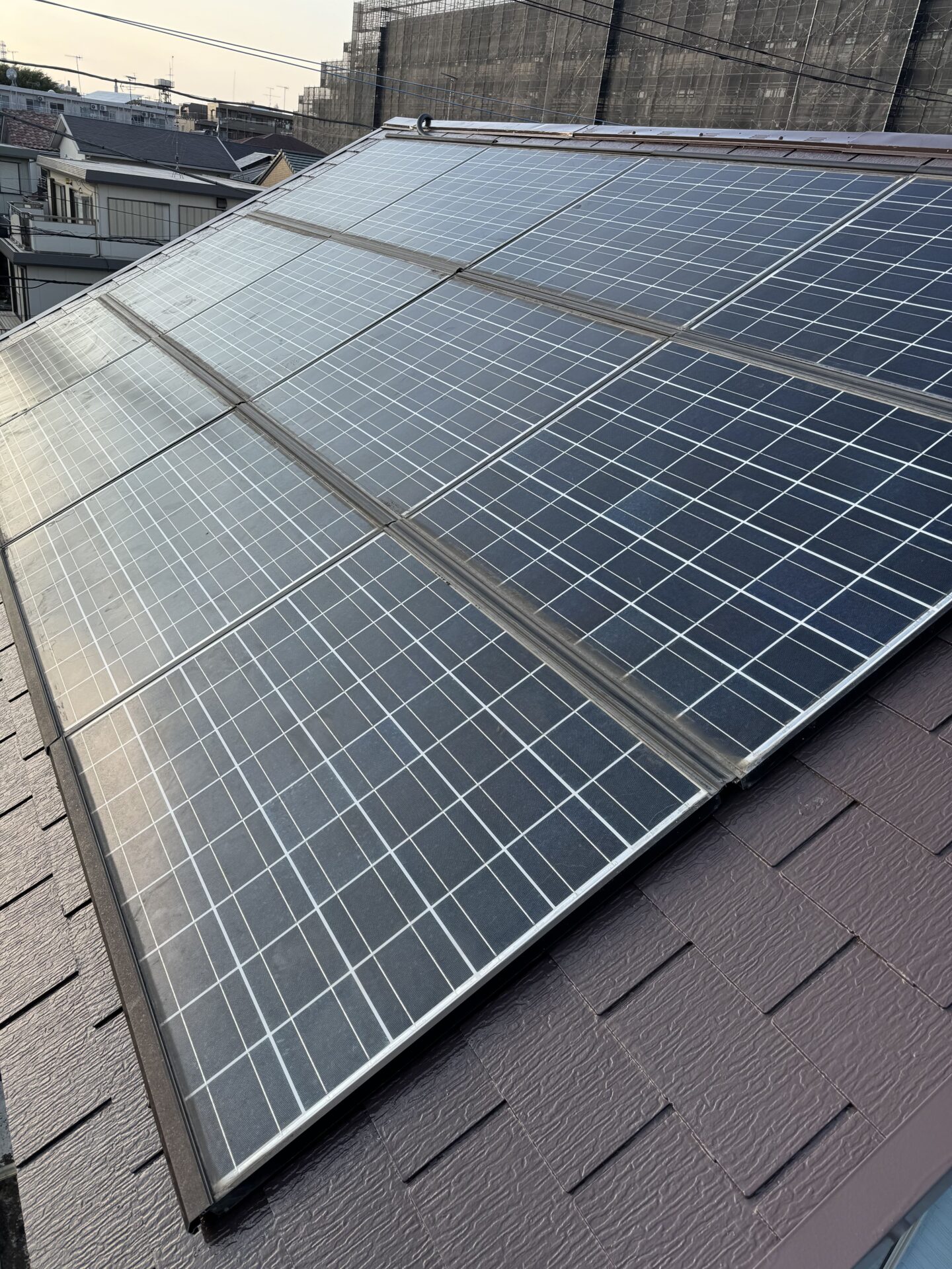 神奈川県相模原市屋根塗装に伴う太陽光パネル脱着（16枚）＿パネル復旧後