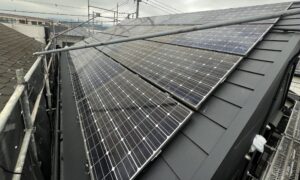 群馬県前橋市 太陽光パネル20枚の復旧完了後の屋根
