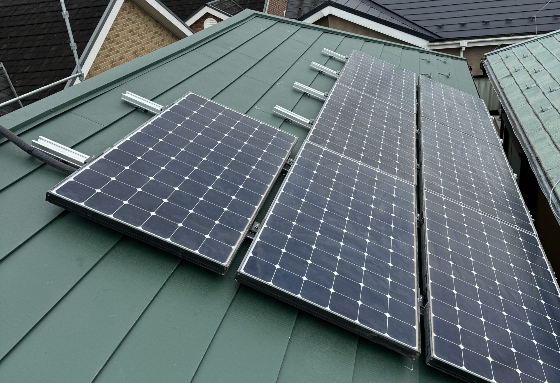 神奈川県大和市 太陽光パネル14枚の復旧完了（1枚廃棄後）